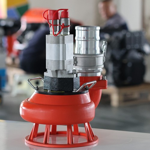 Durable hydraulic trash pump